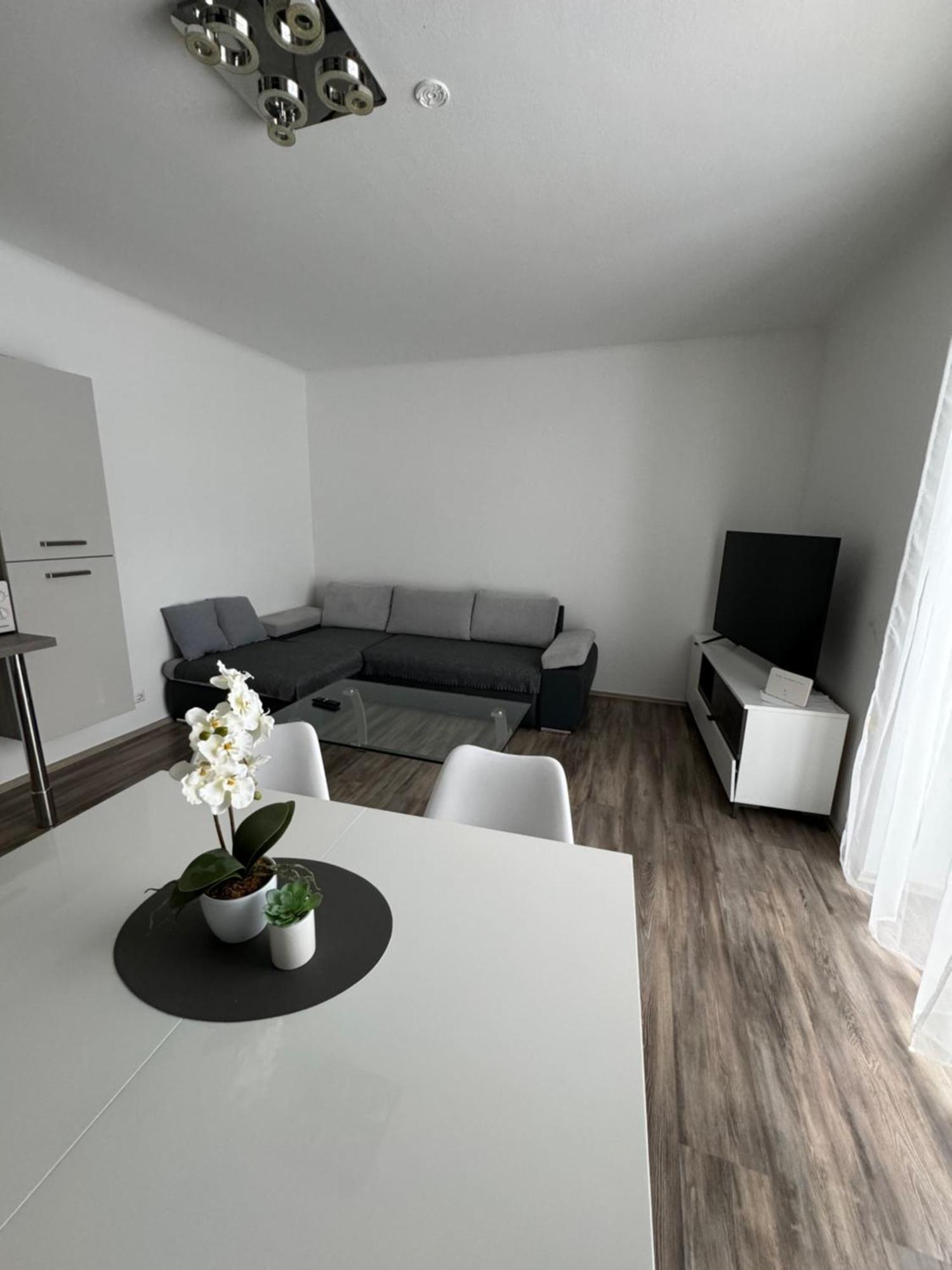 Apartment Vlora-Naturblick Villach Extérieur photo